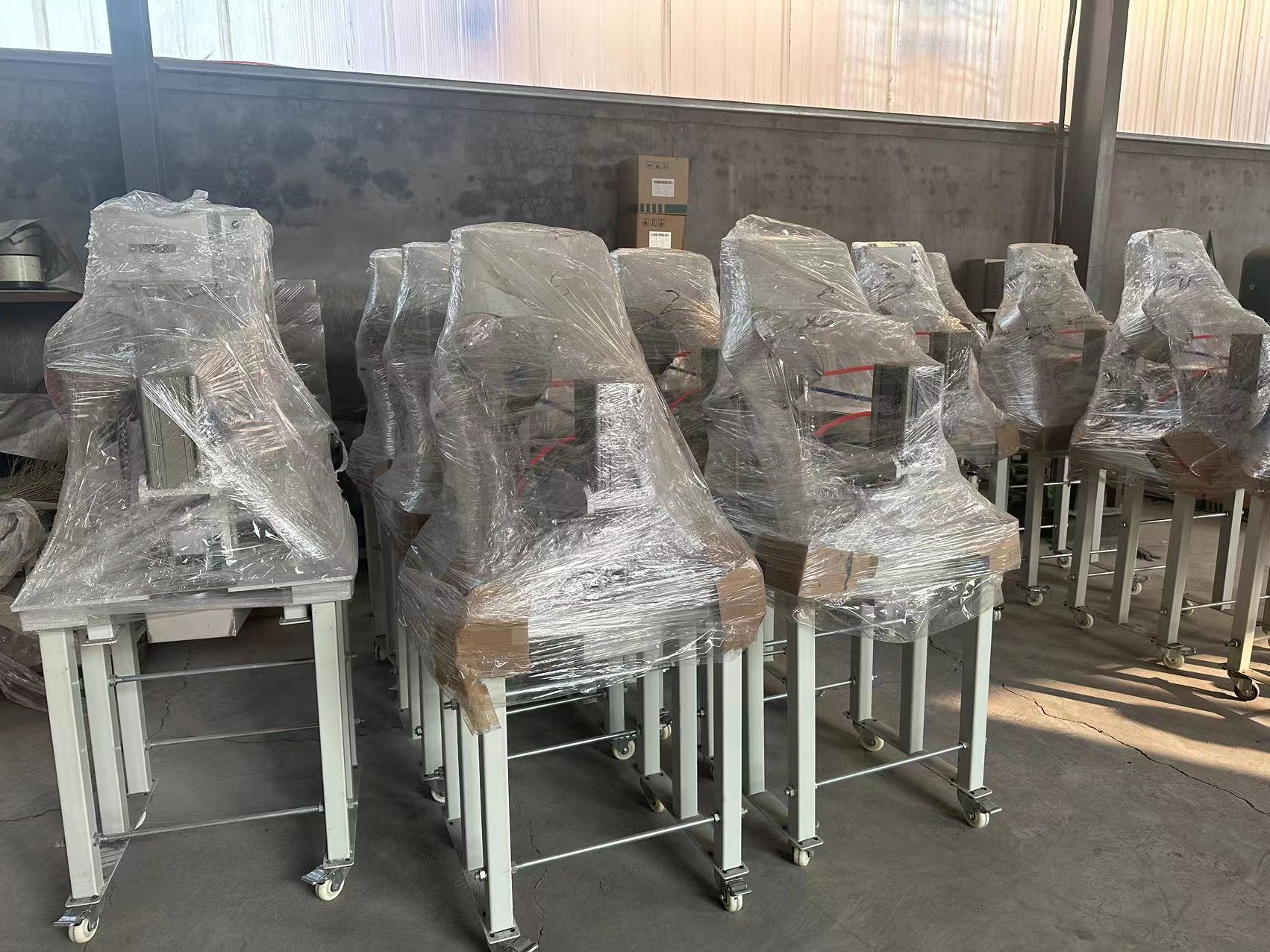 雙杠換模打扣機(jī)